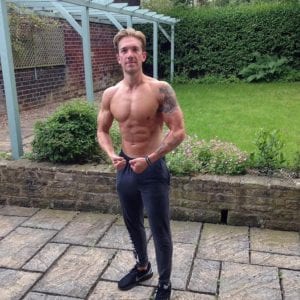 sheffield personal trainer nickeh screetoni on snap chat sharing fitness tips and nutrition advice