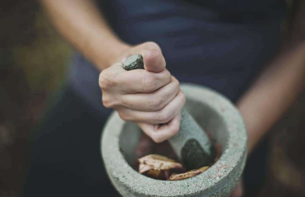 6 Proven Health Benefits Of Ashwagandha For Men